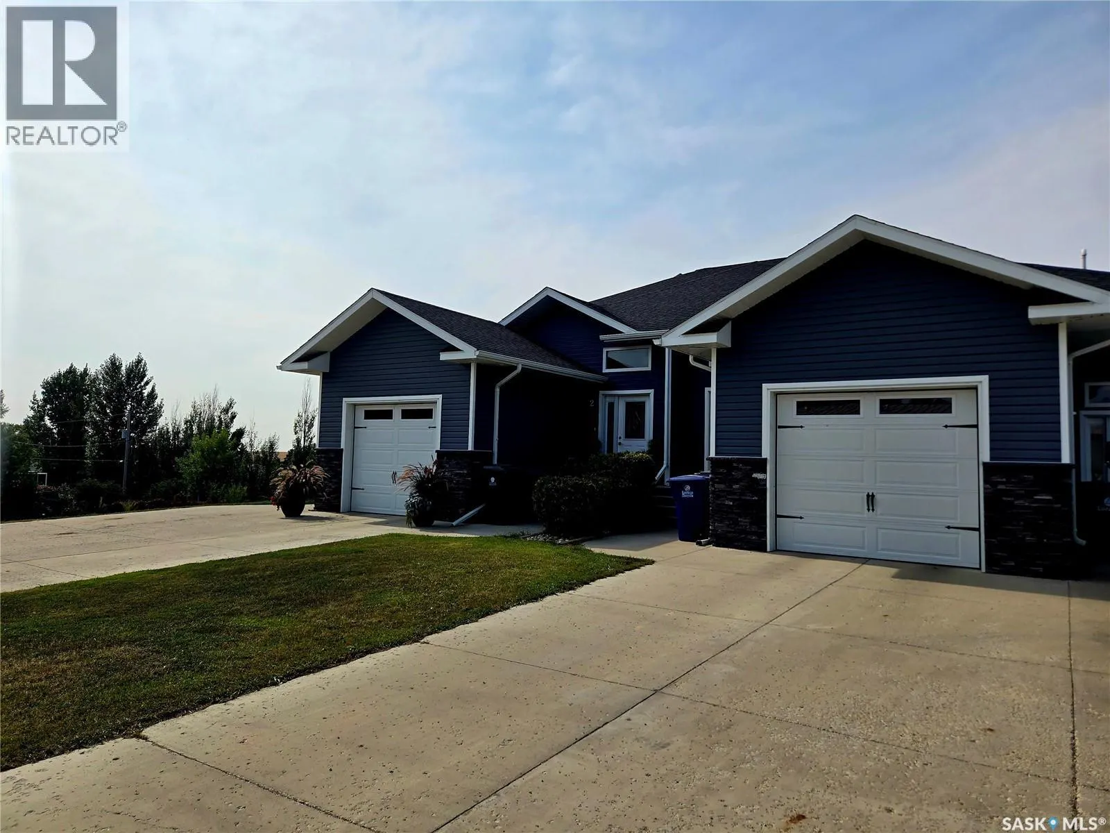 1-4 316 3rd STREET W