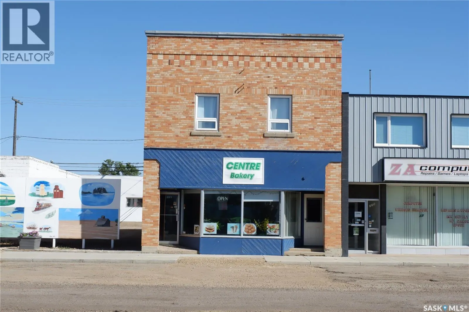 221 Centre STREET