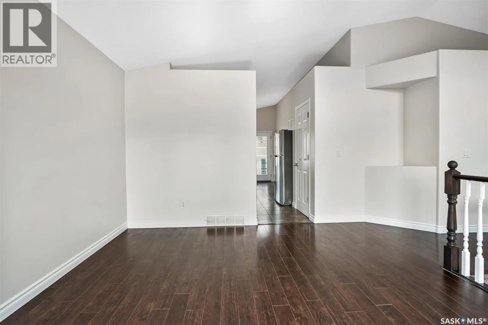 454 Buckwold COVE