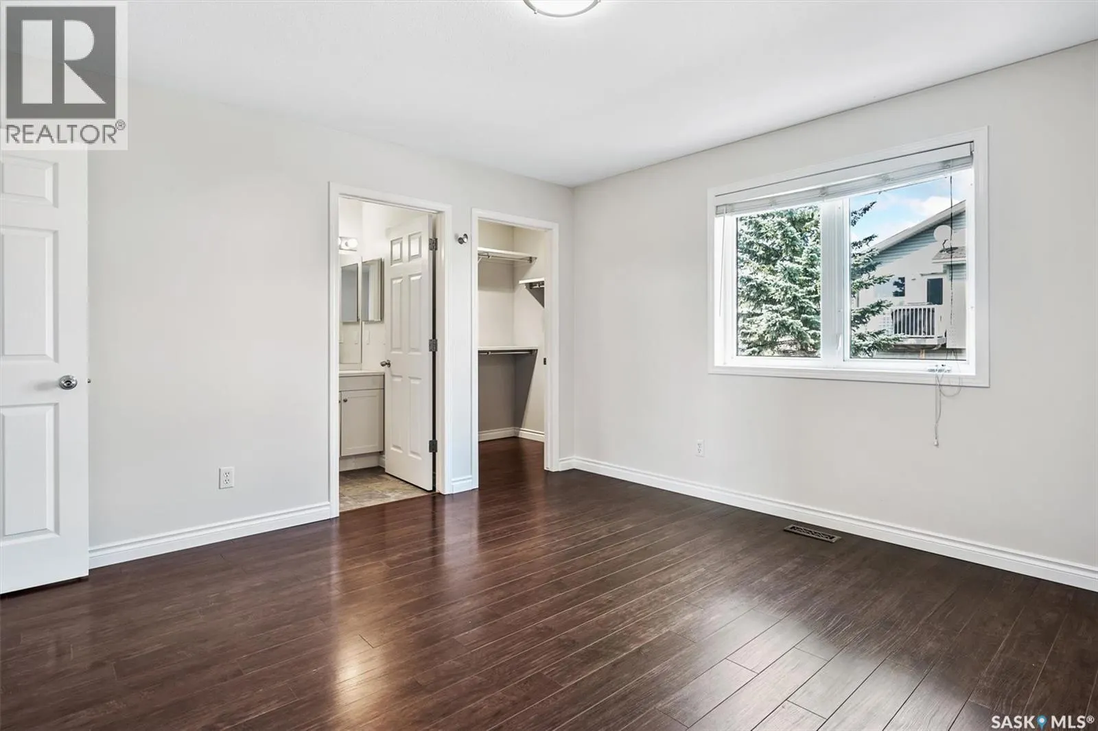 454 Buckwold COVE
