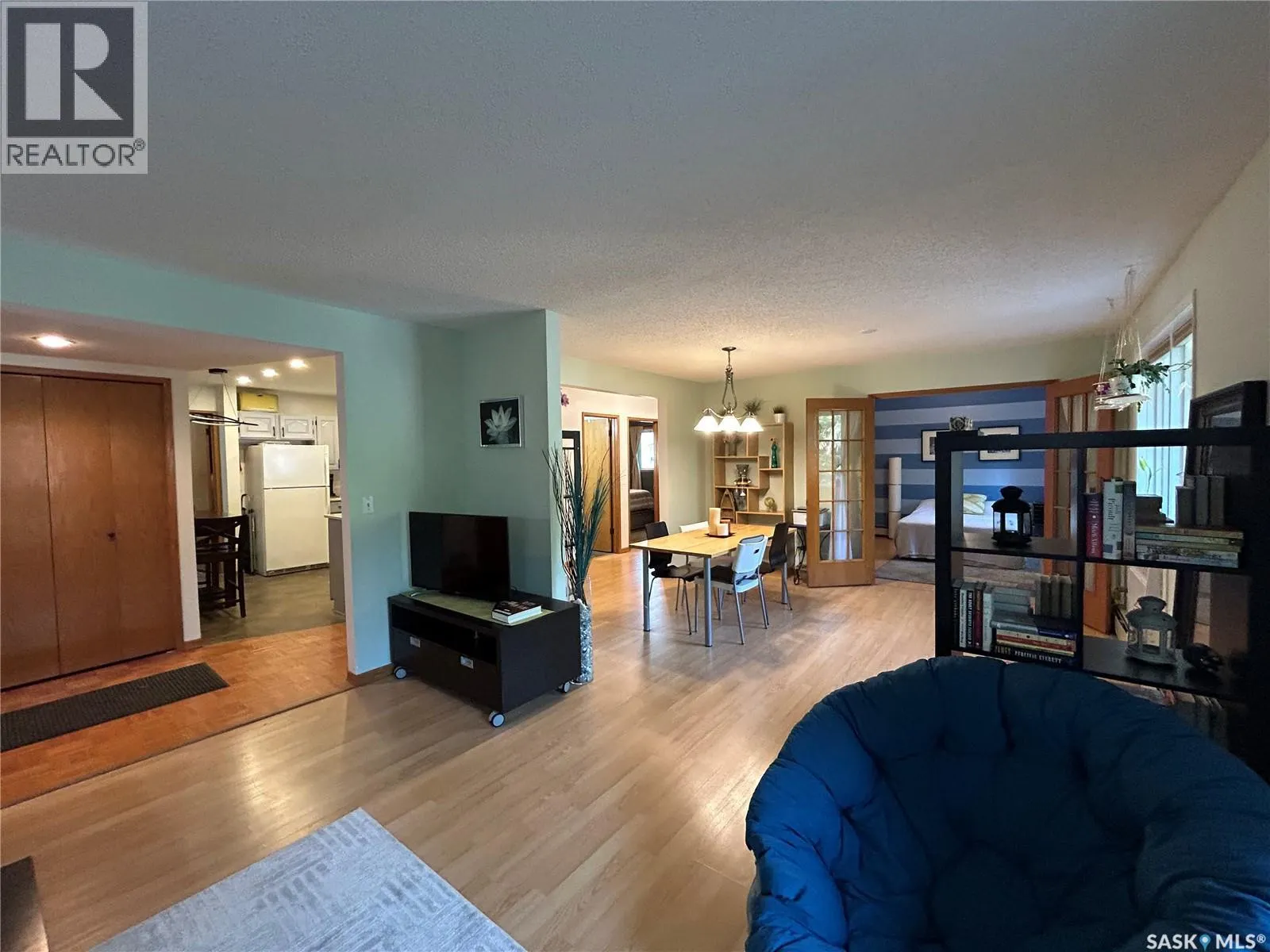 202 419 Main STREET