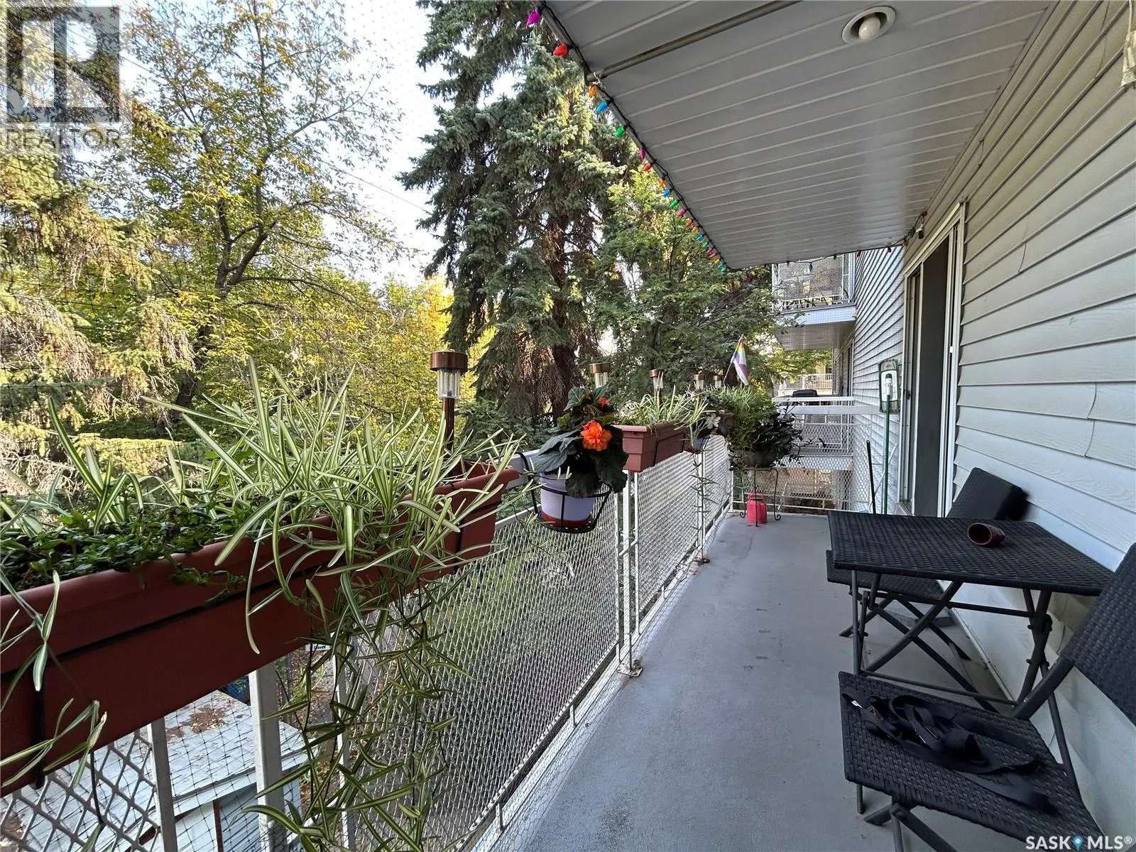 202 419 Main STREET