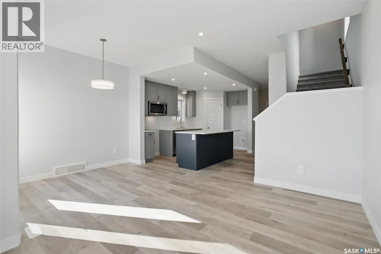 230 Antonini COURT