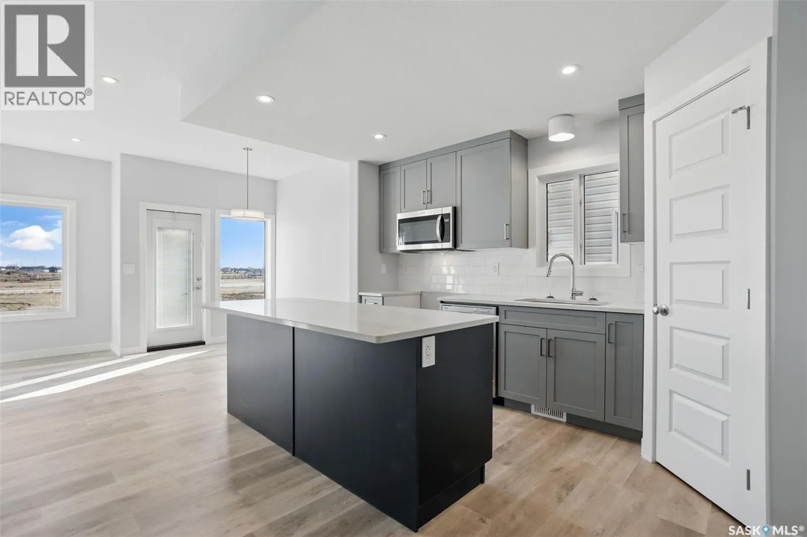 230 Antonini COURT