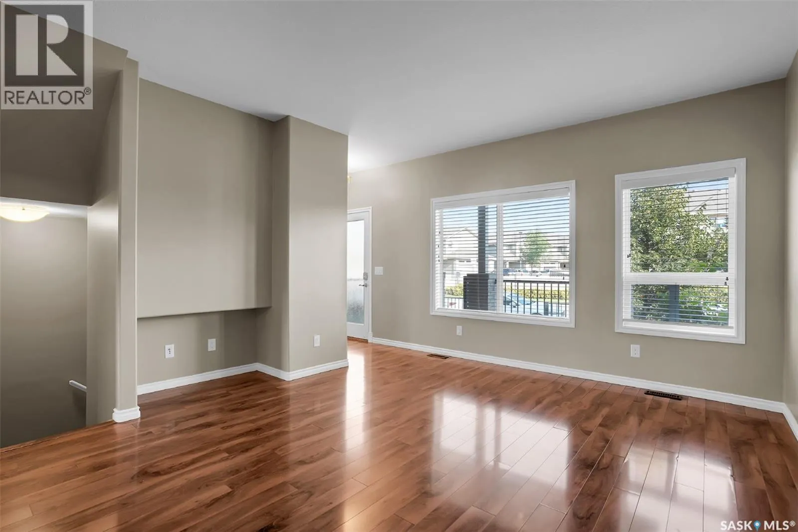 104 Shepherd CRESCENT