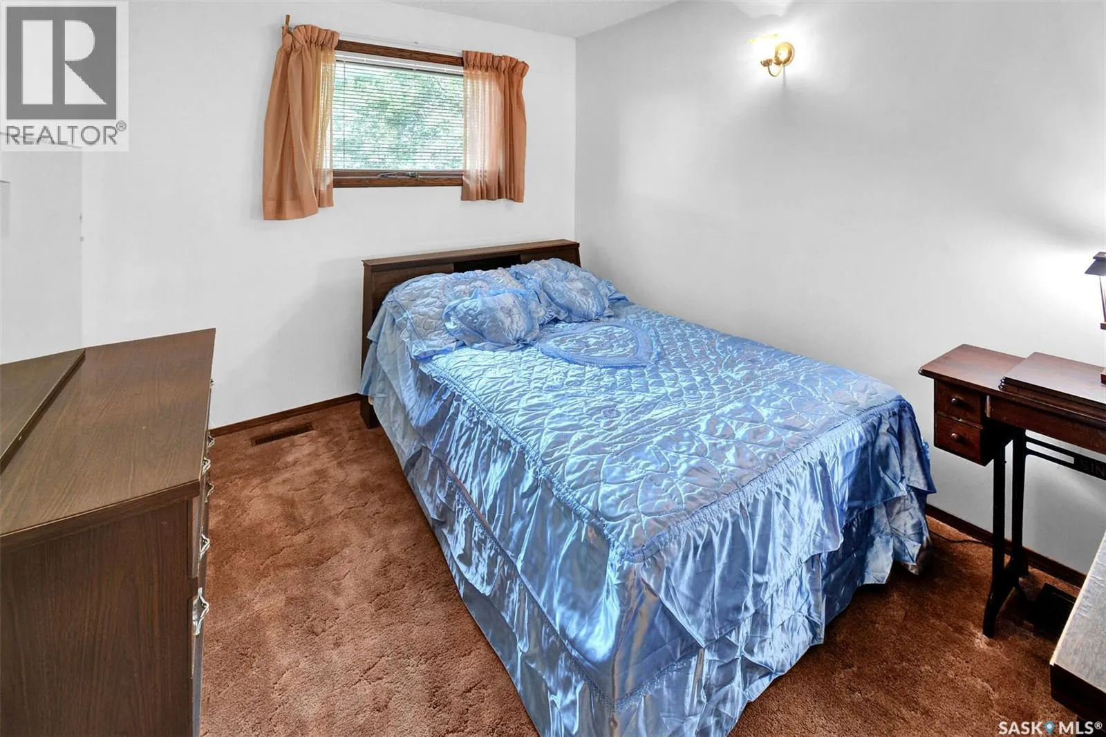 2807 20th STREET W