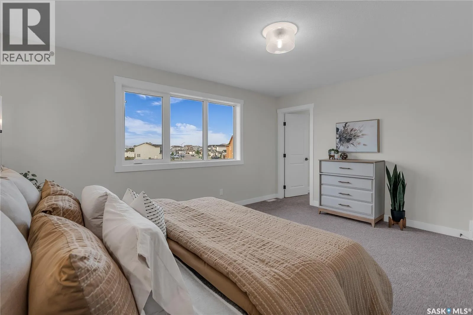 431 Doran CRESCENT