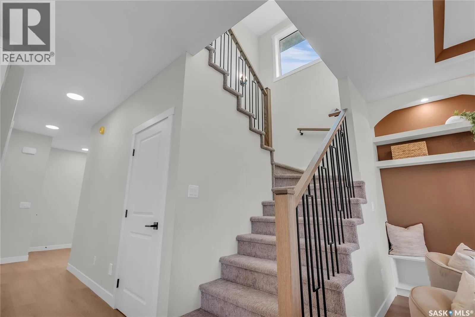 431 Doran CRESCENT