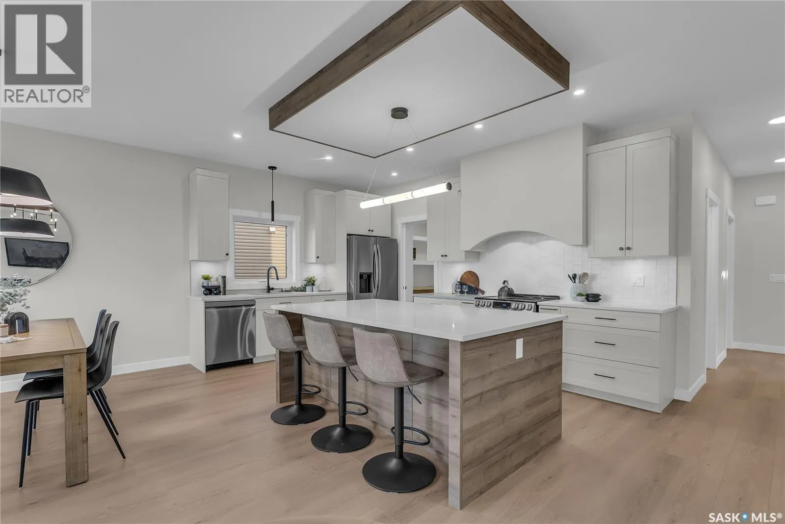 431 Doran CRESCENT