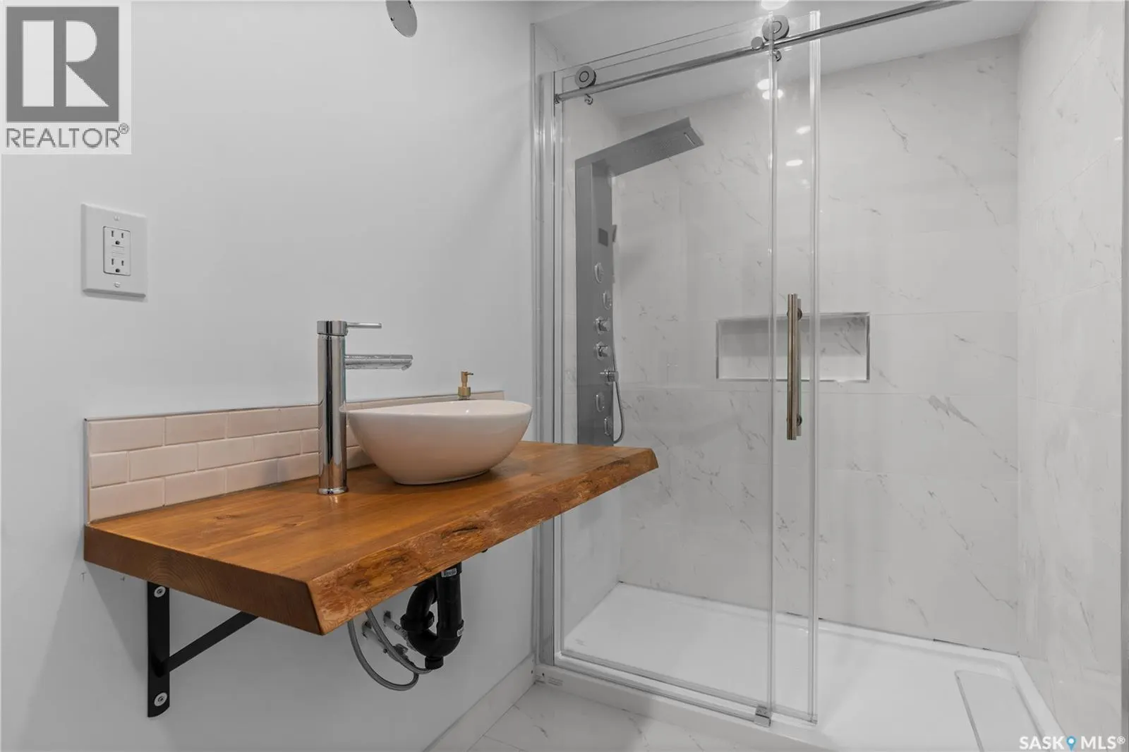 1330 Wascana HIGHLANDS