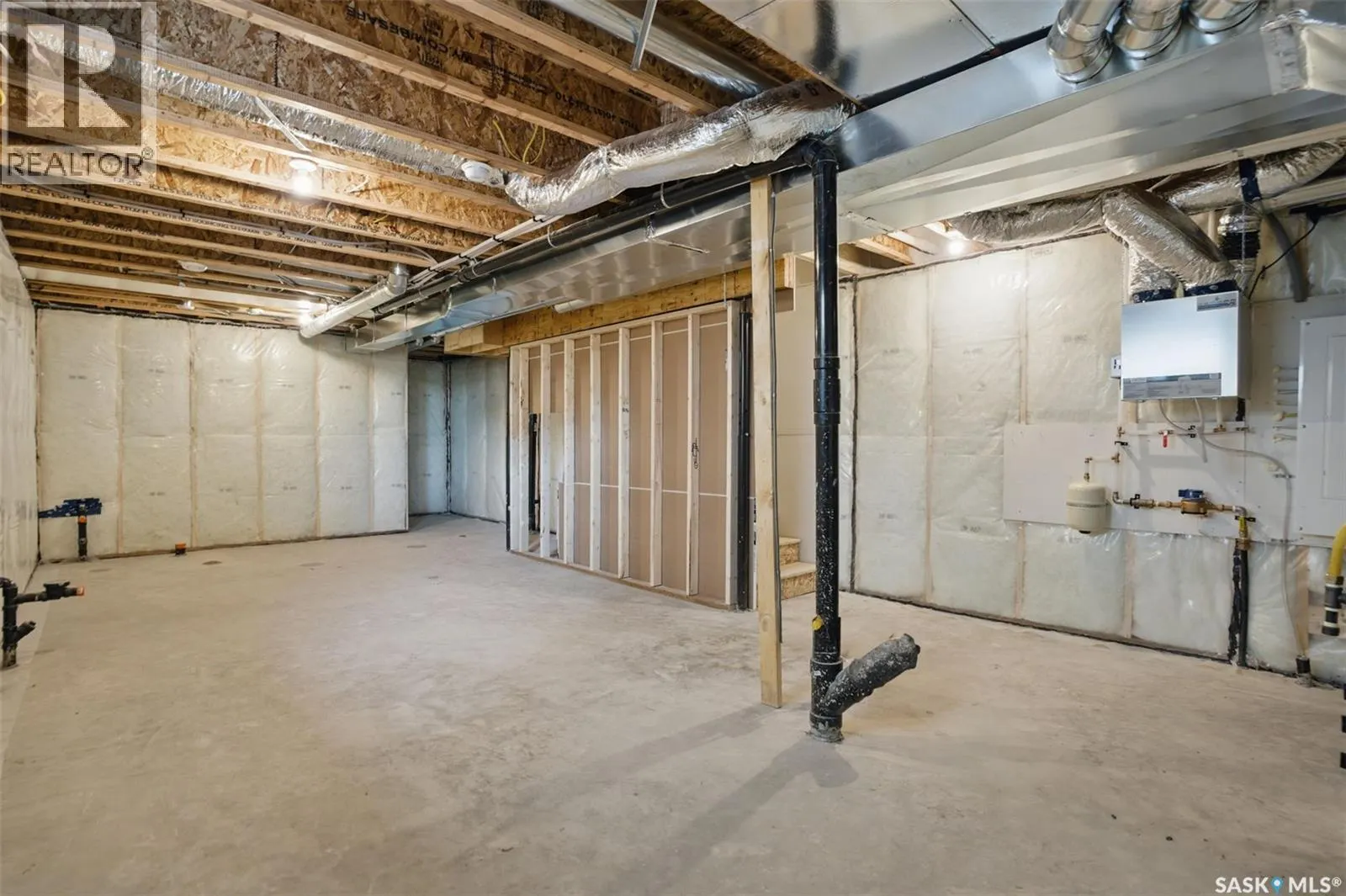 222 Antonini COURT