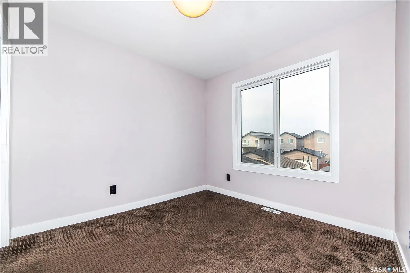 143 Marlatte CRESCENT