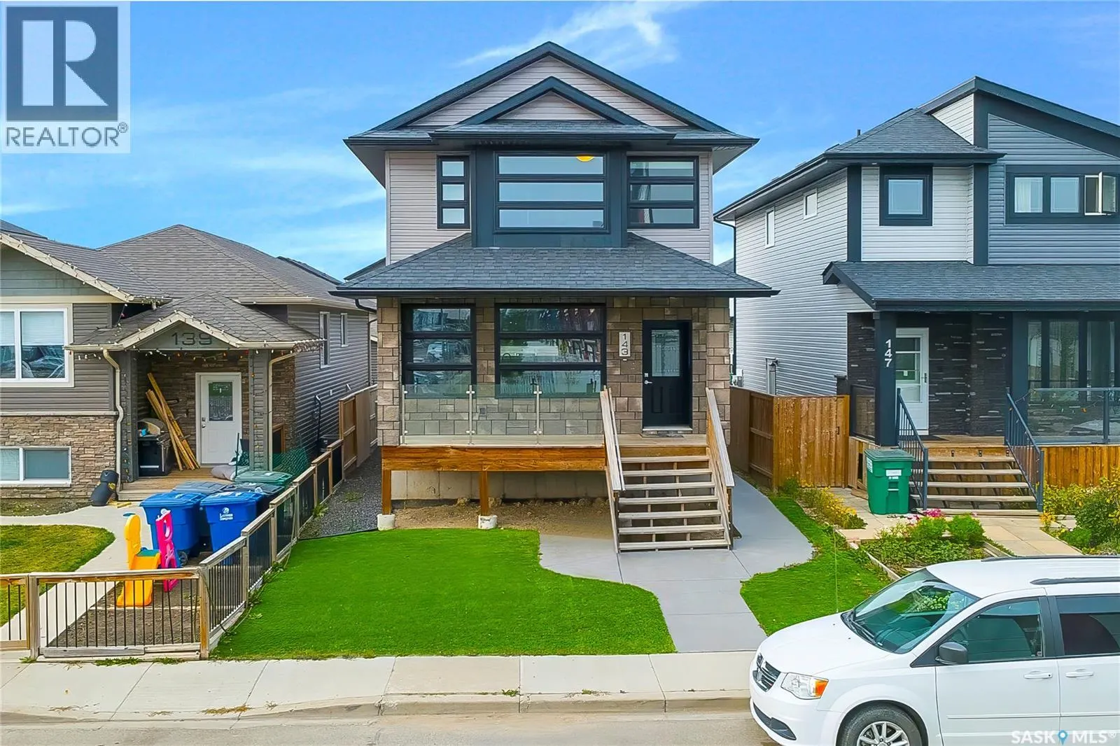 143 Marlatte CRESCENT