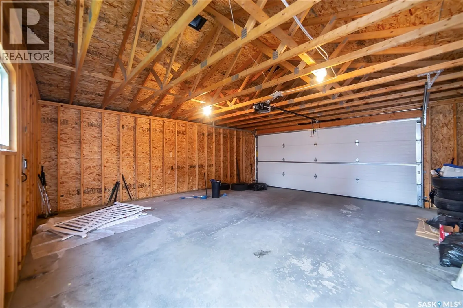 143 Marlatte CRESCENT