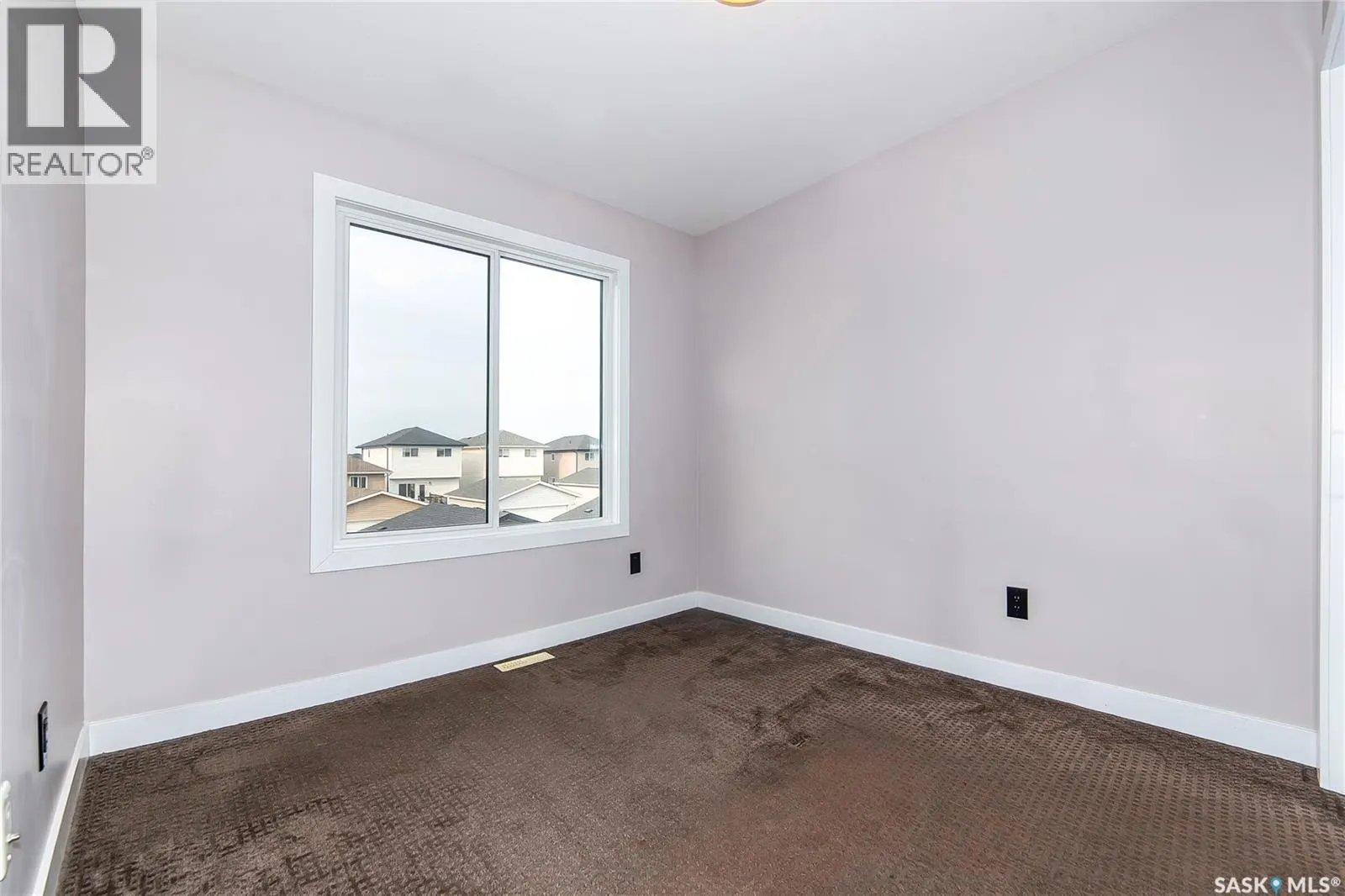143 Marlatte CRESCENT