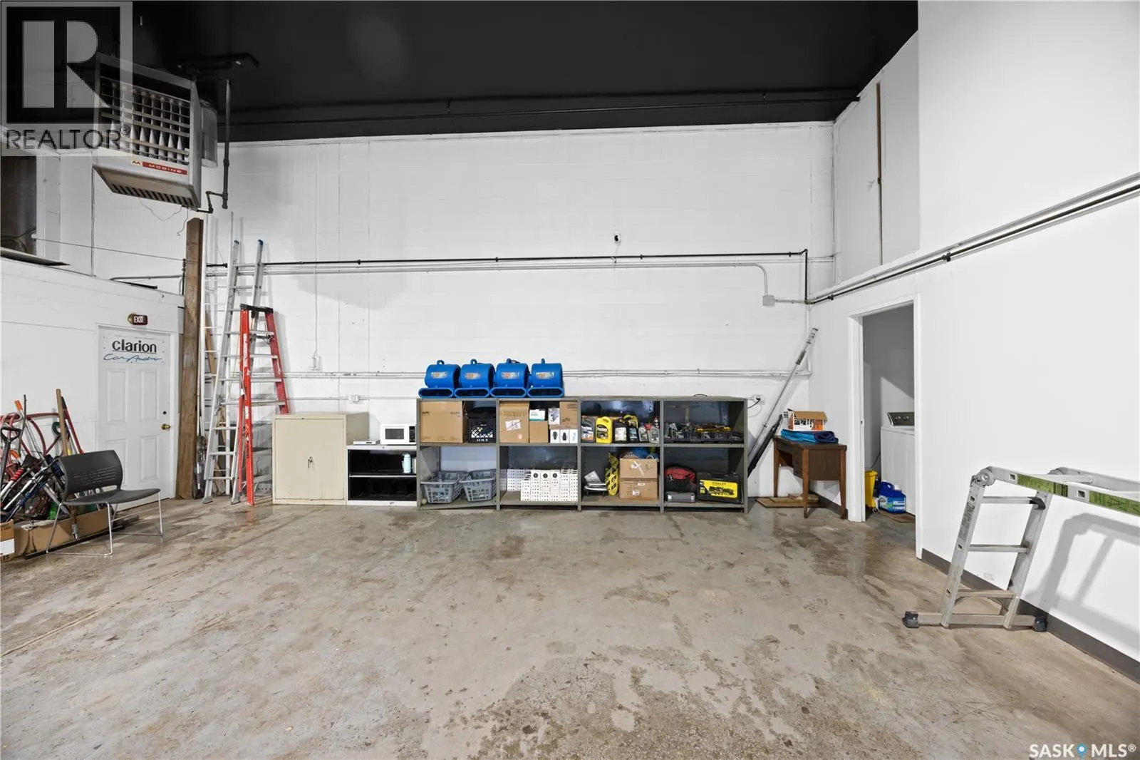 1004 17th STREET W