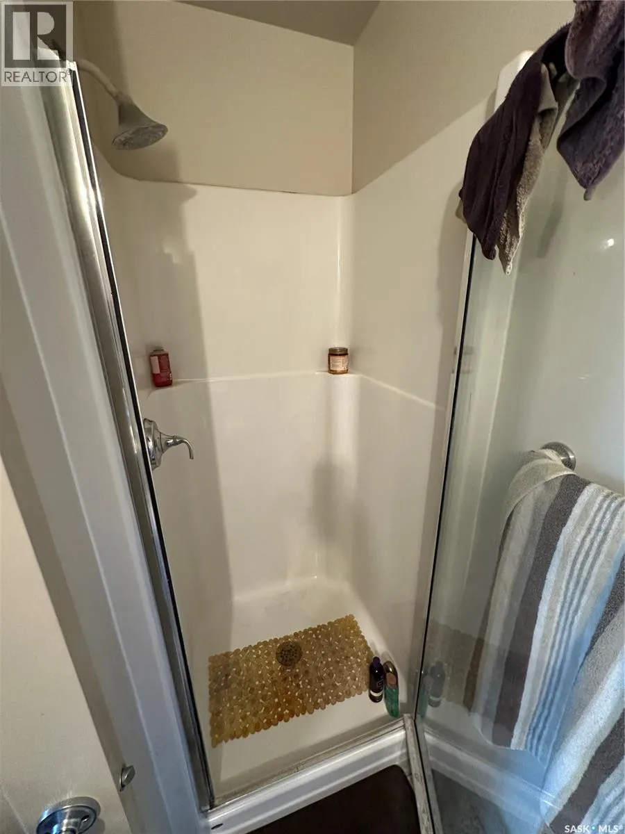 902 Glenview COVE