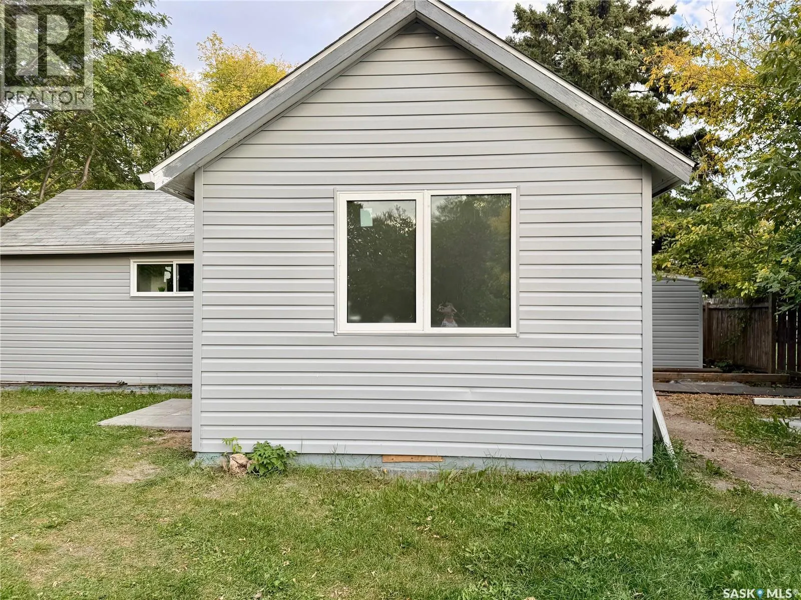 536 6TH STREET