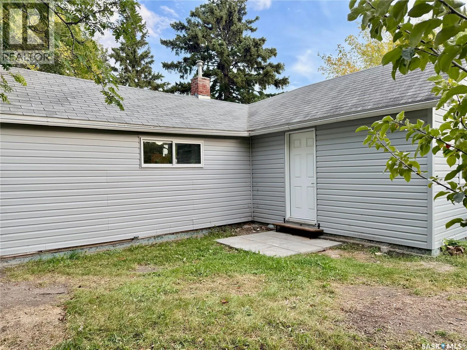 536 6TH STREET