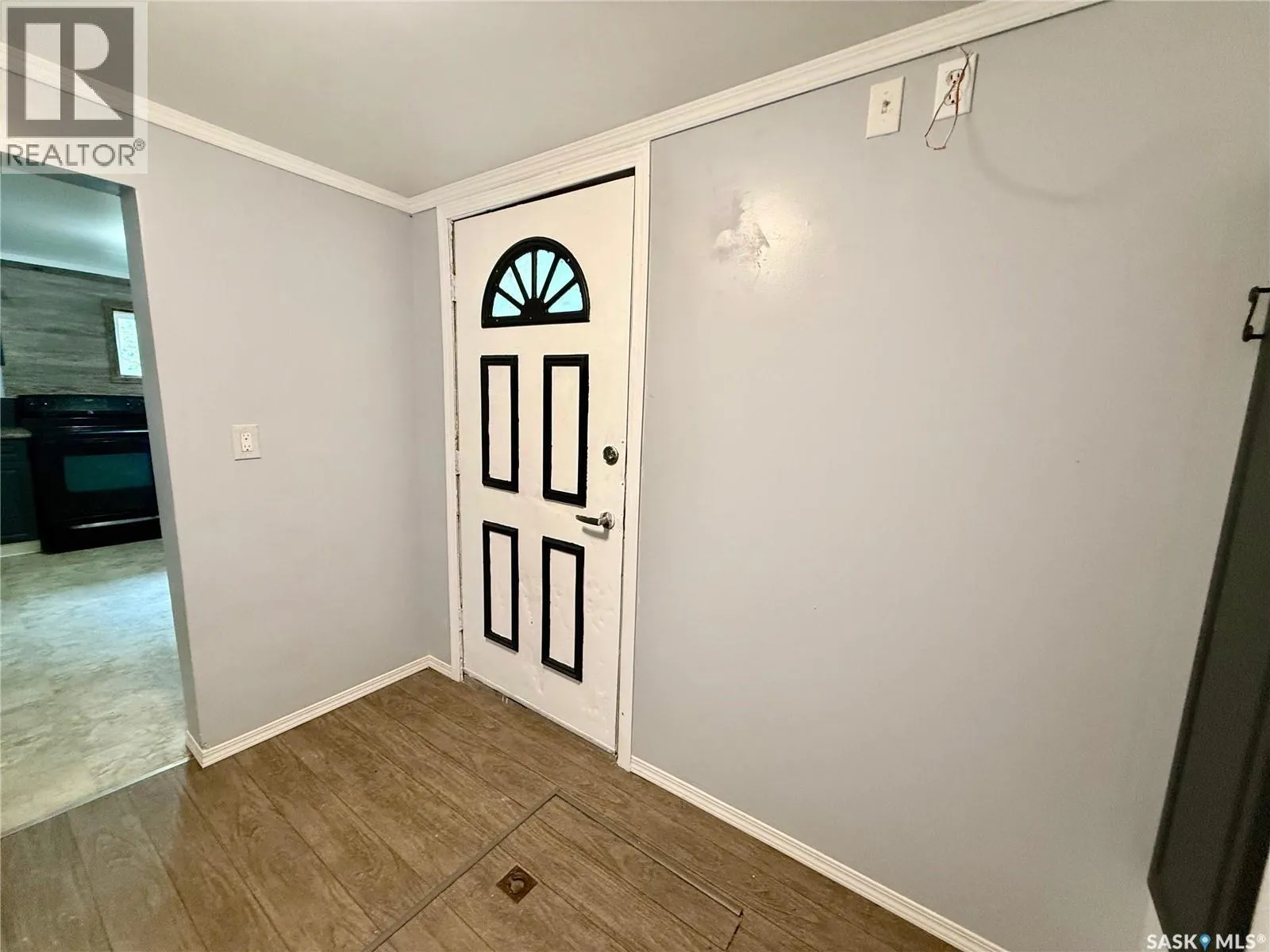 536 6TH STREET