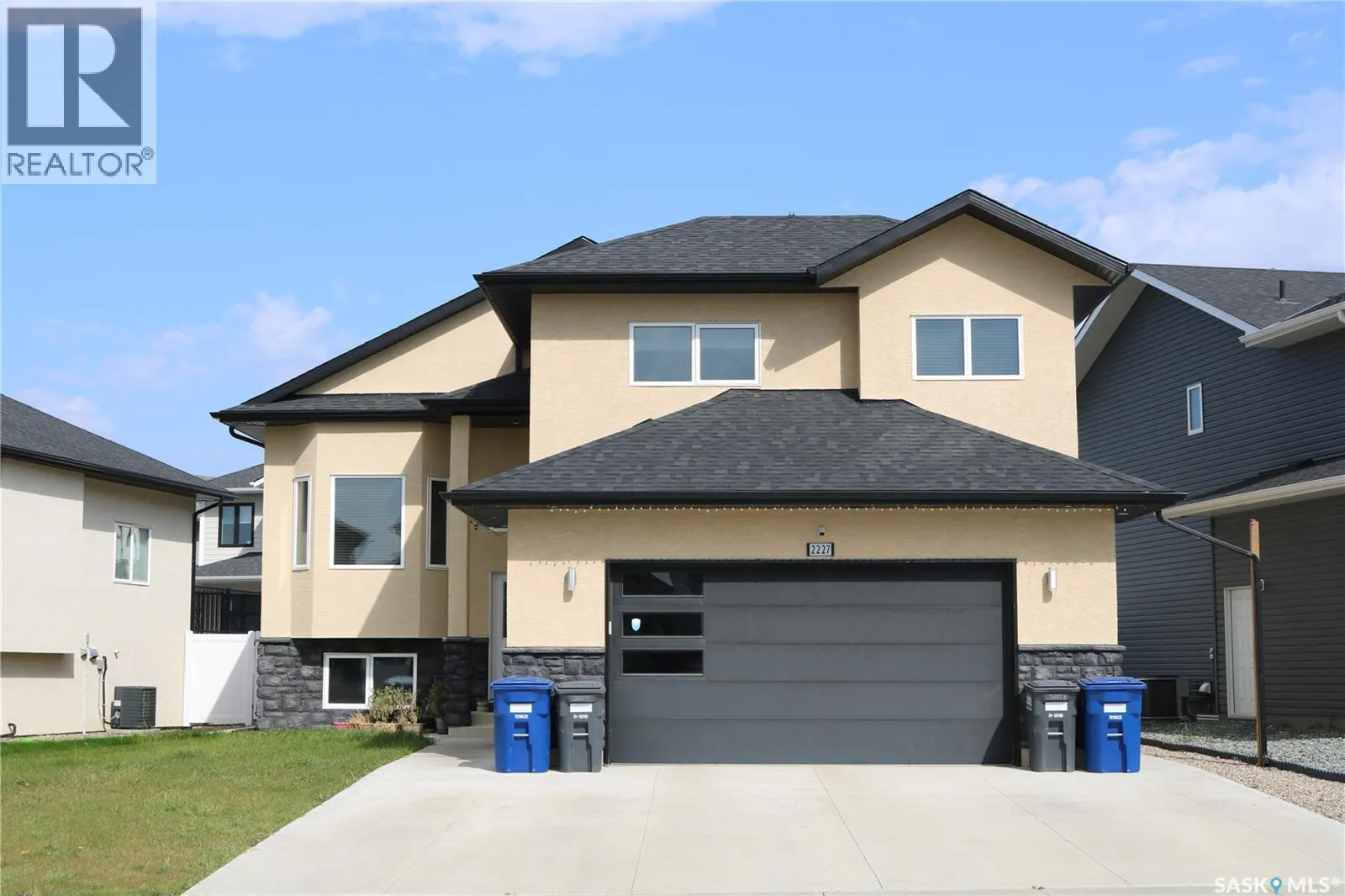 2227 Rosewood DRIVE