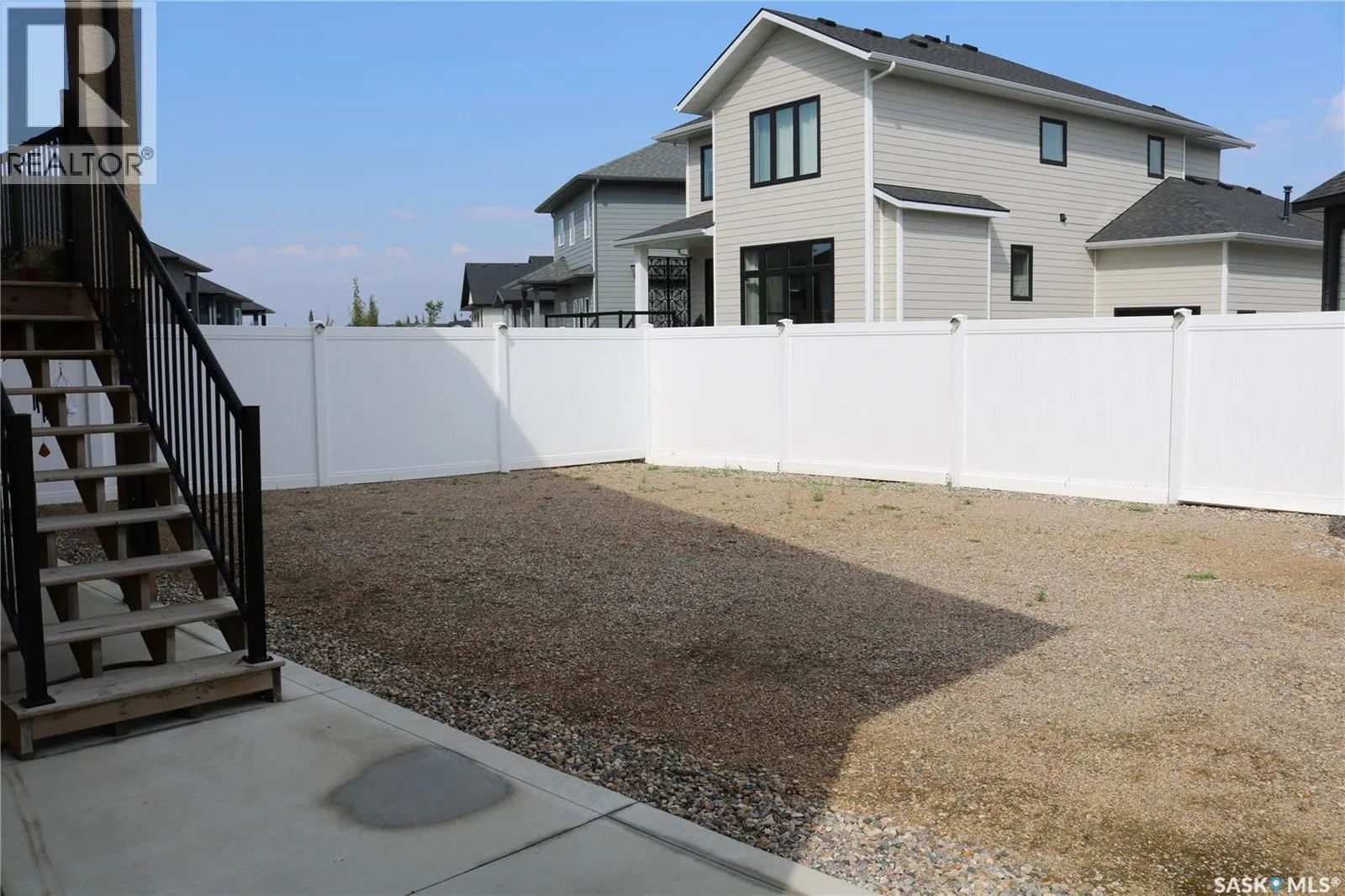 2227 Rosewood DRIVE