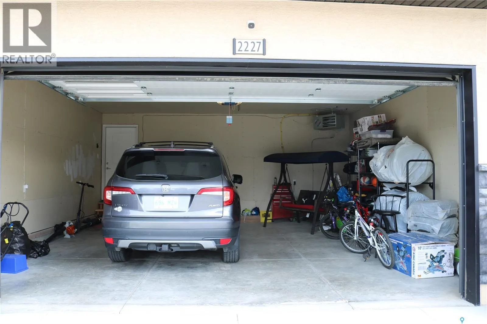 2227 Rosewood DRIVE