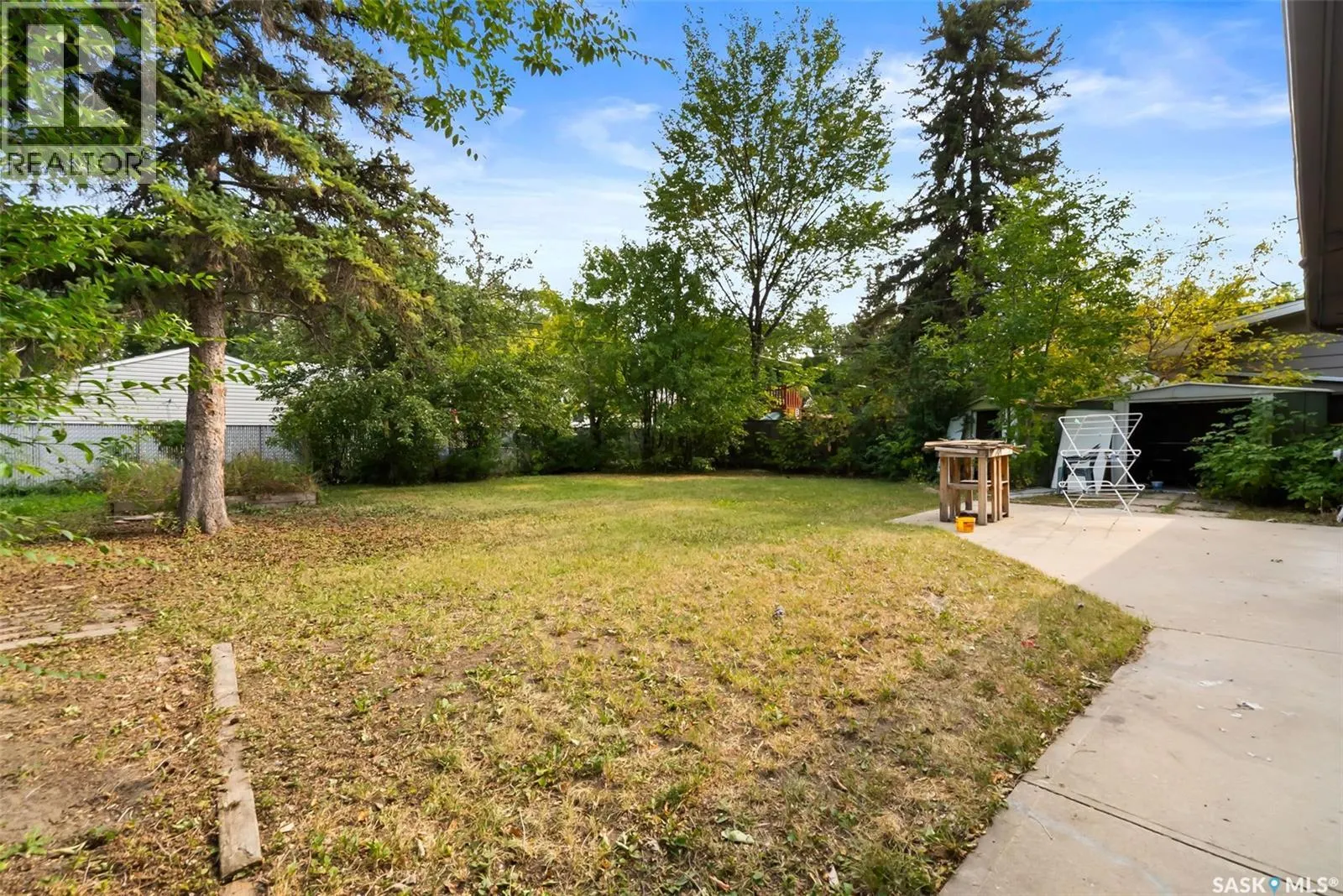 2213 Grant ROAD