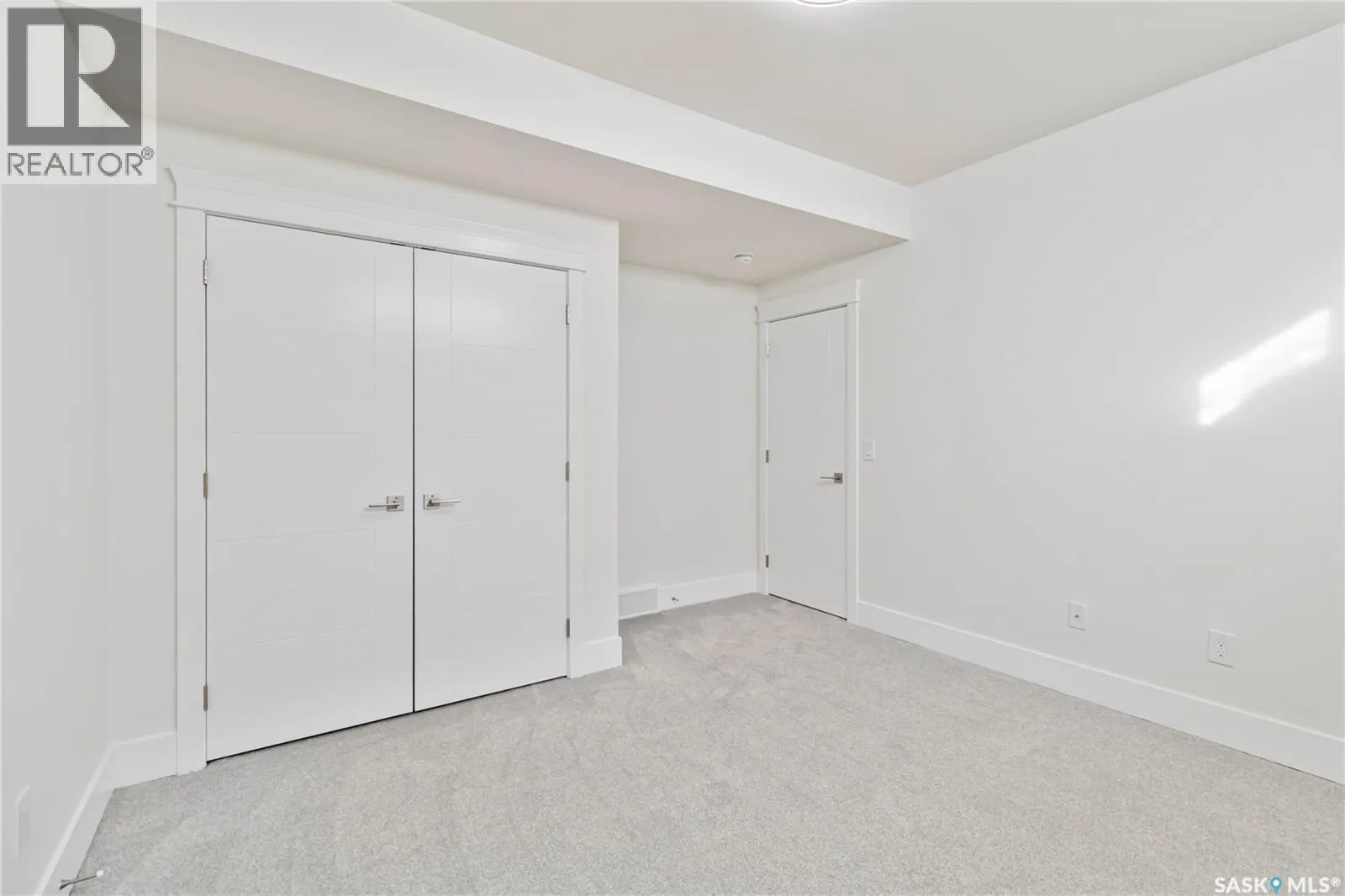 331 Woolf BAY