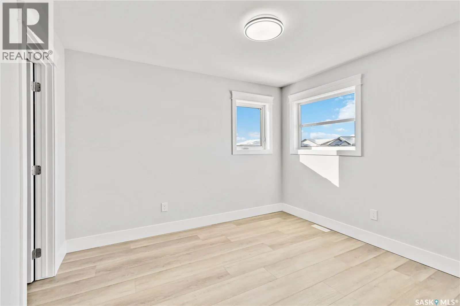 331 Woolf BAY