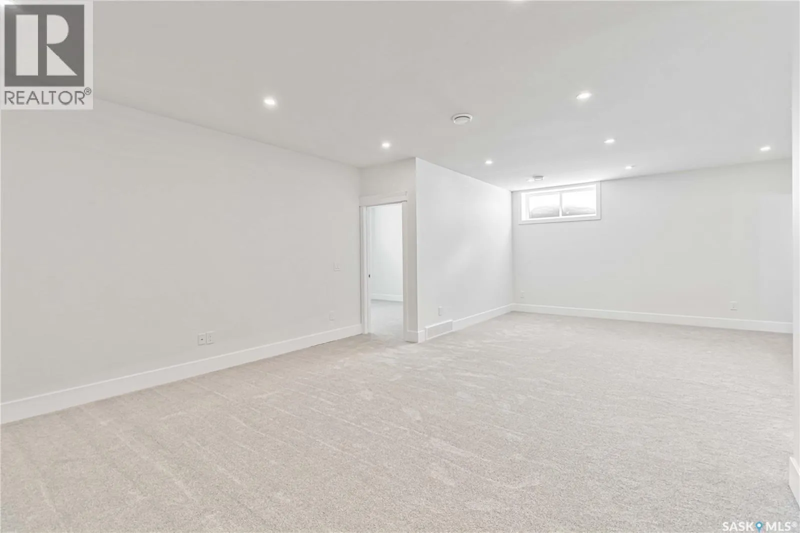 331 Woolf BAY