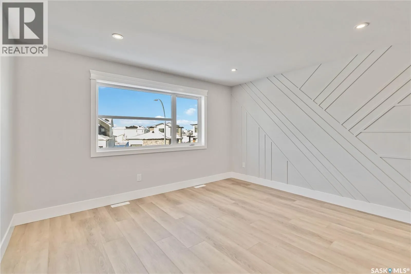 331 Woolf BAY