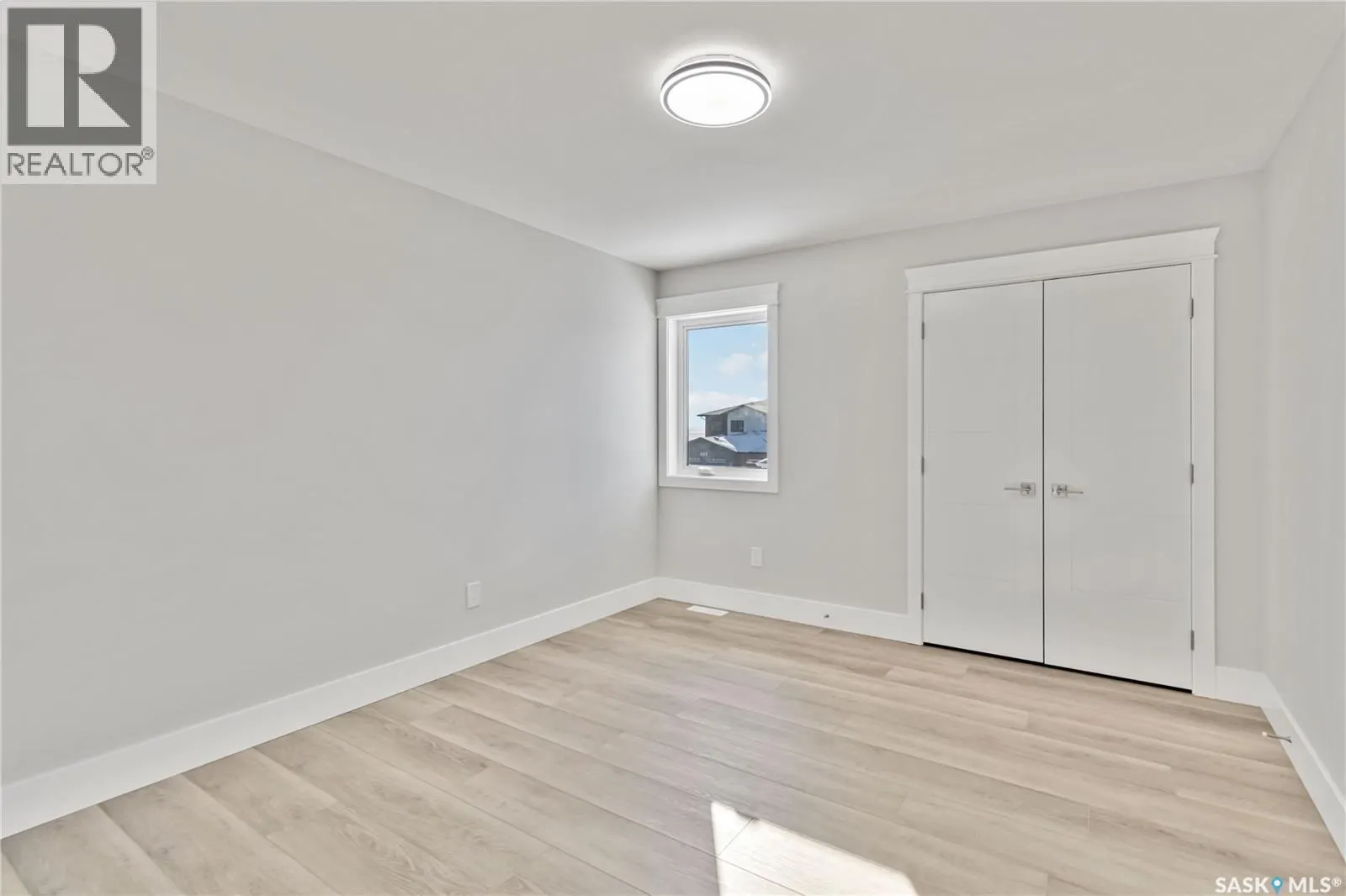 331 Woolf BAY