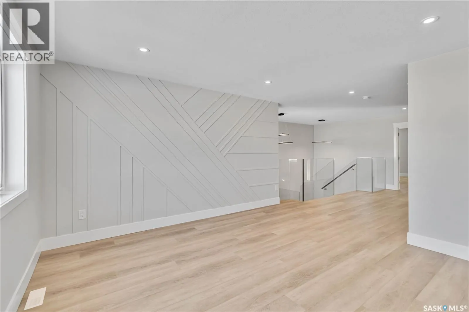 331 Woolf BAY
