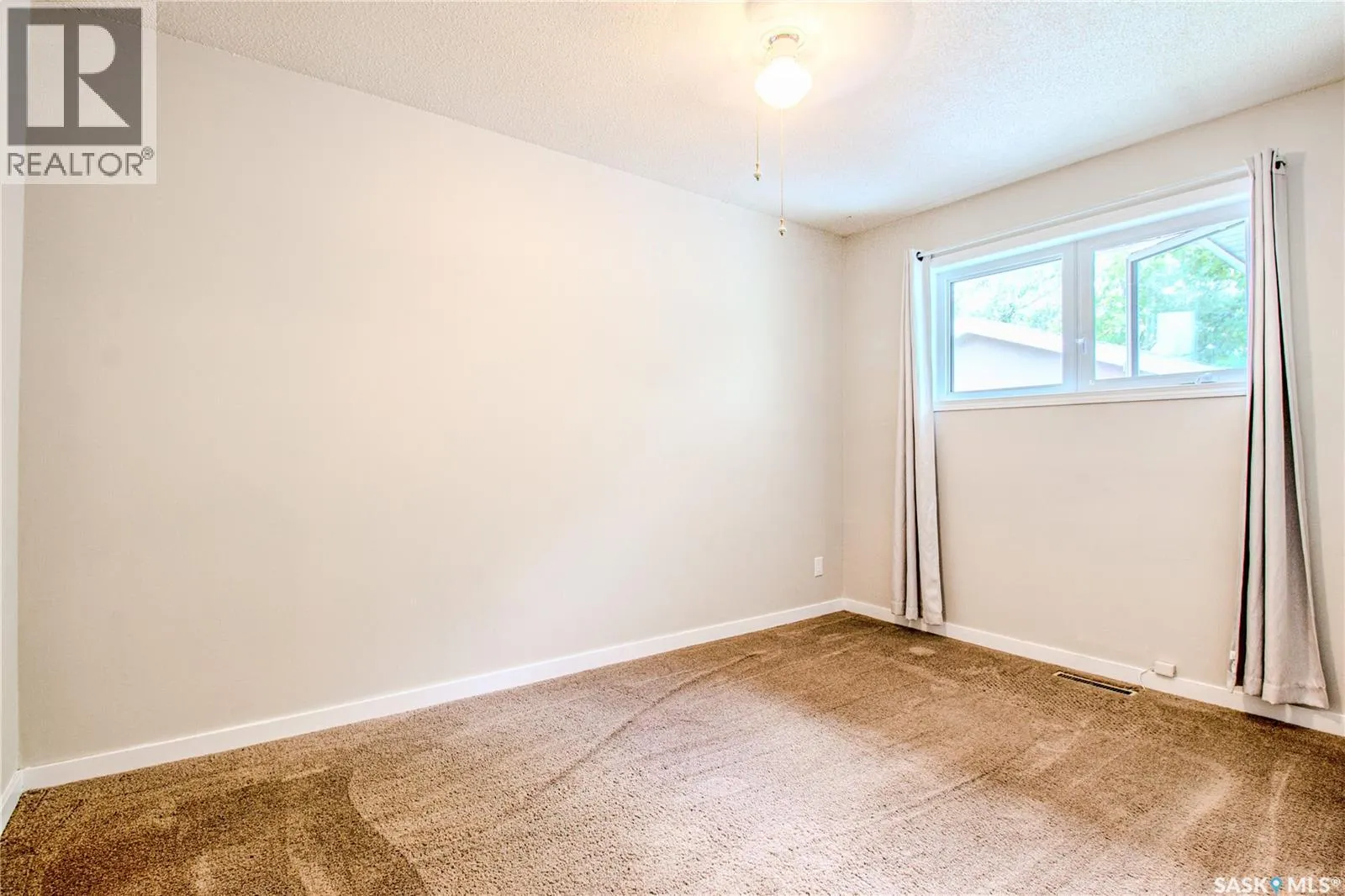 61 Sparling CRESCENT