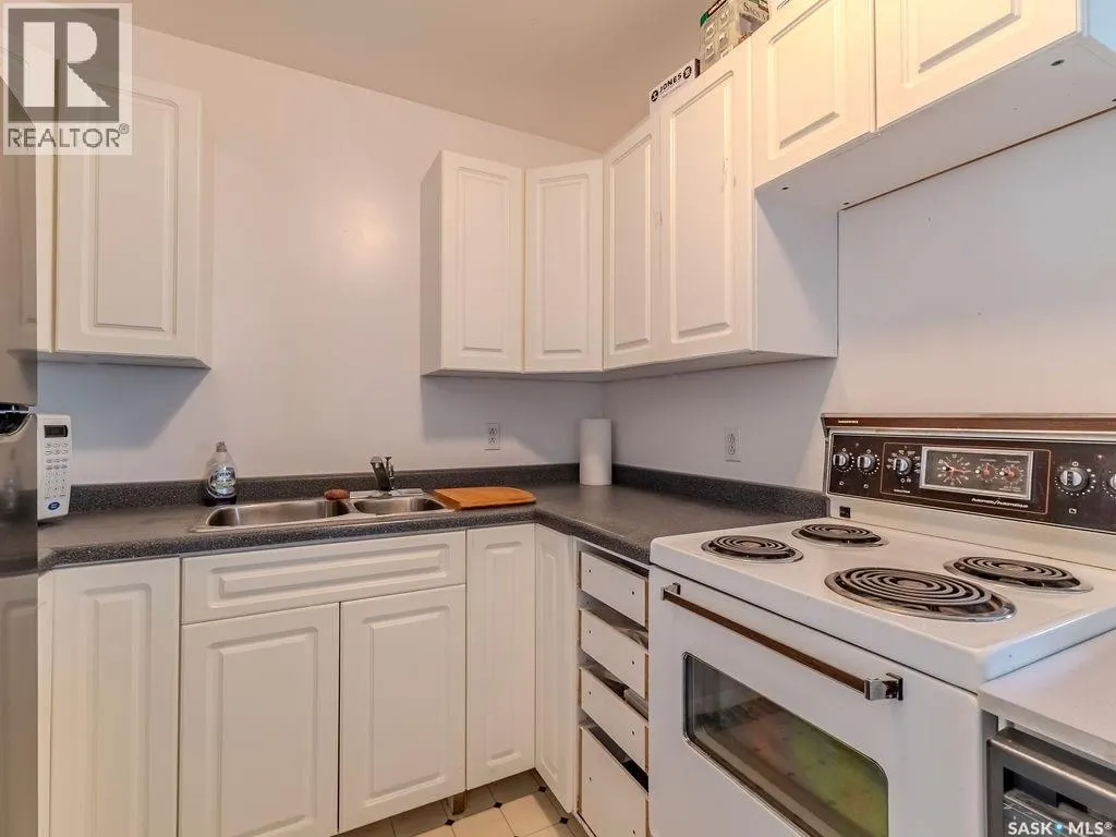 90 2nd STREET