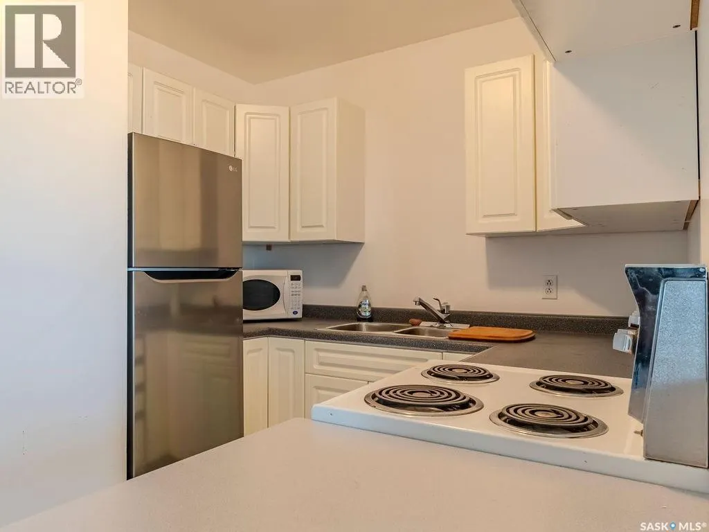 90 2nd STREET