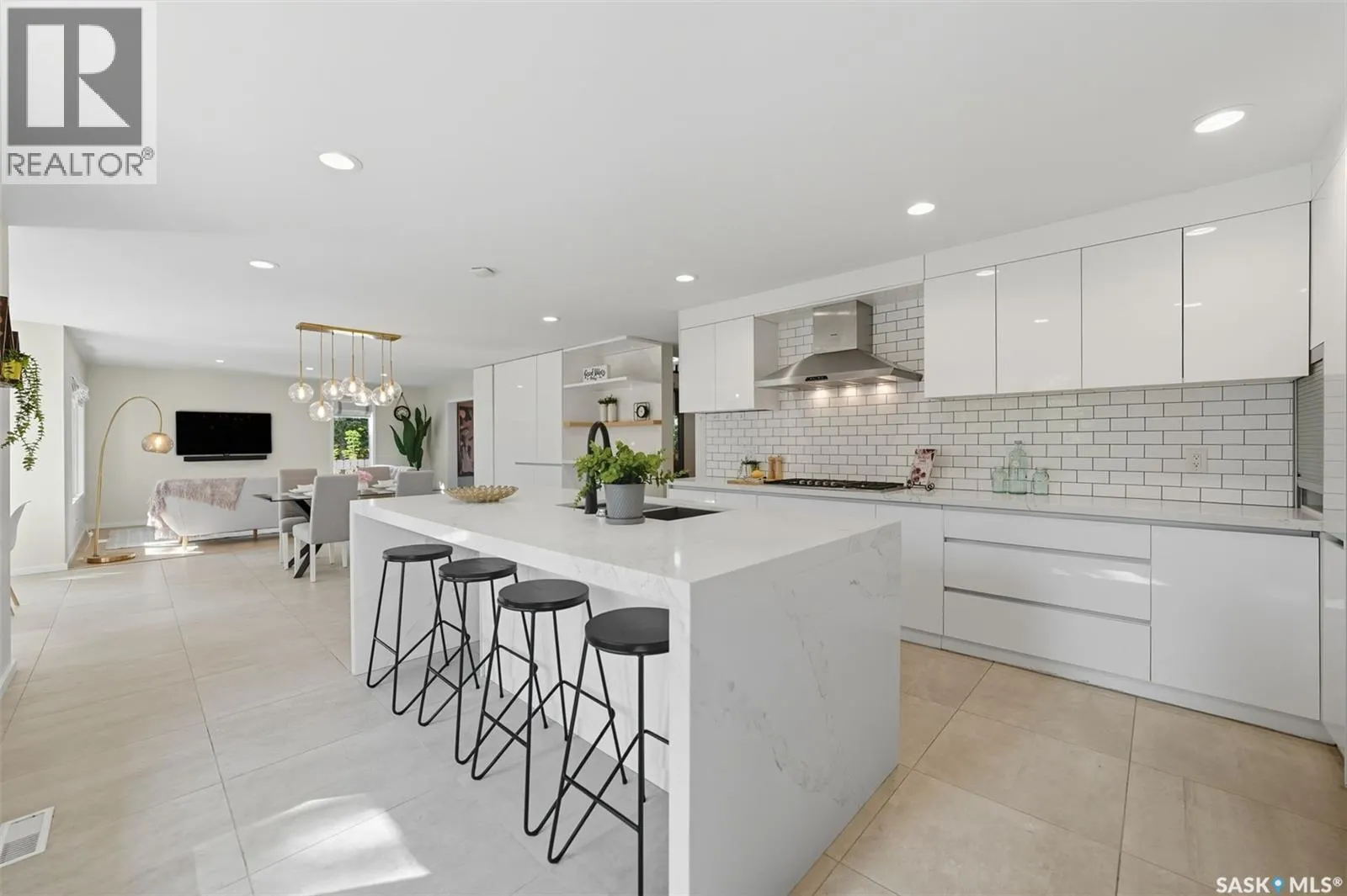 403 Braeside BAY