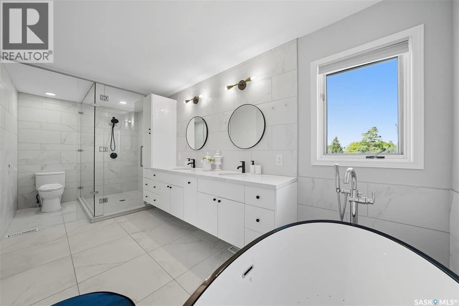 403 Braeside BAY