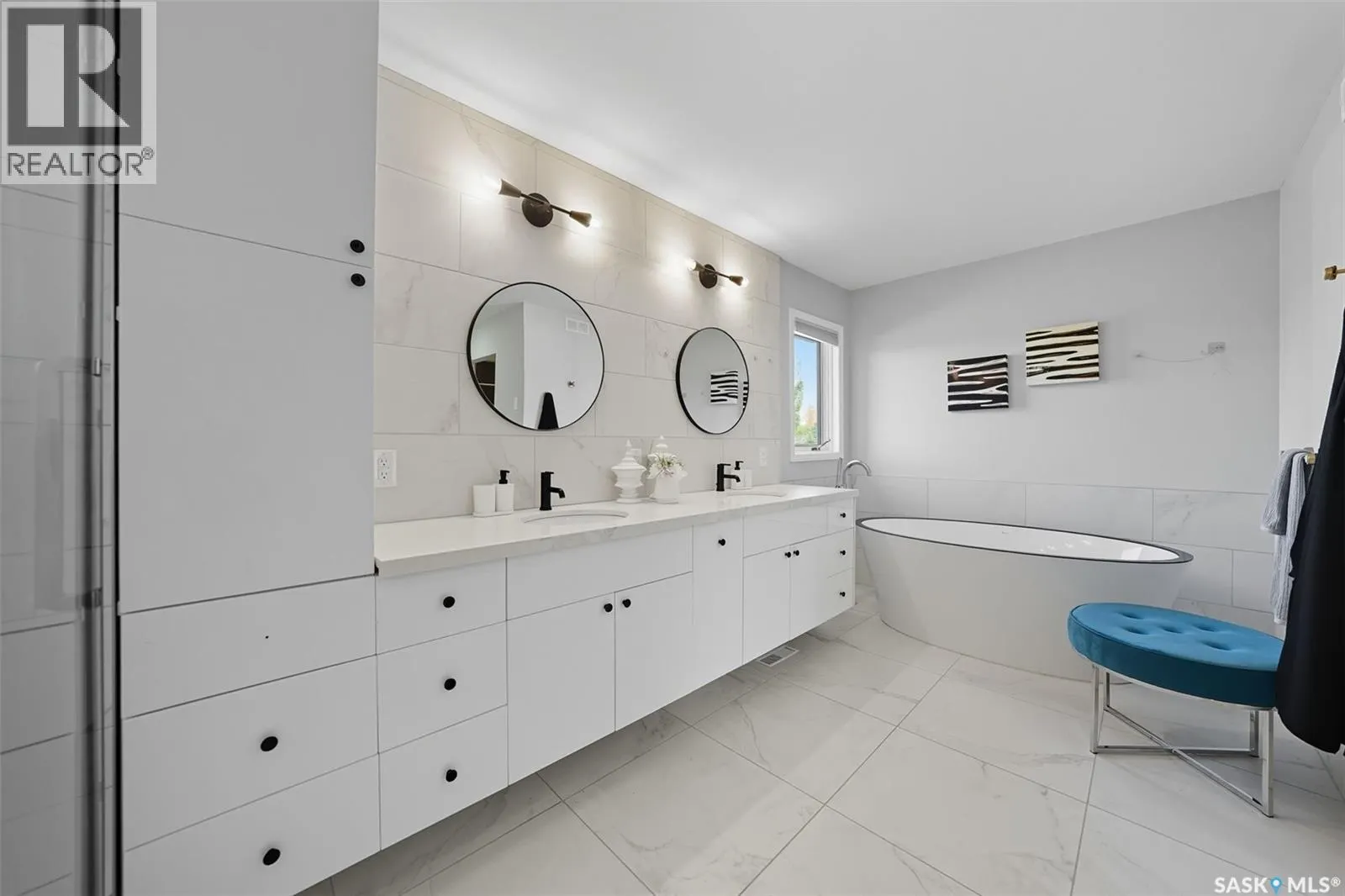 403 Braeside BAY