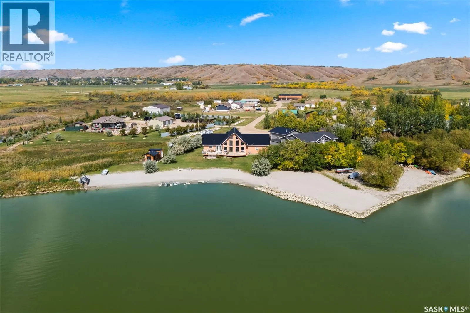 30 Larocque ESTATES