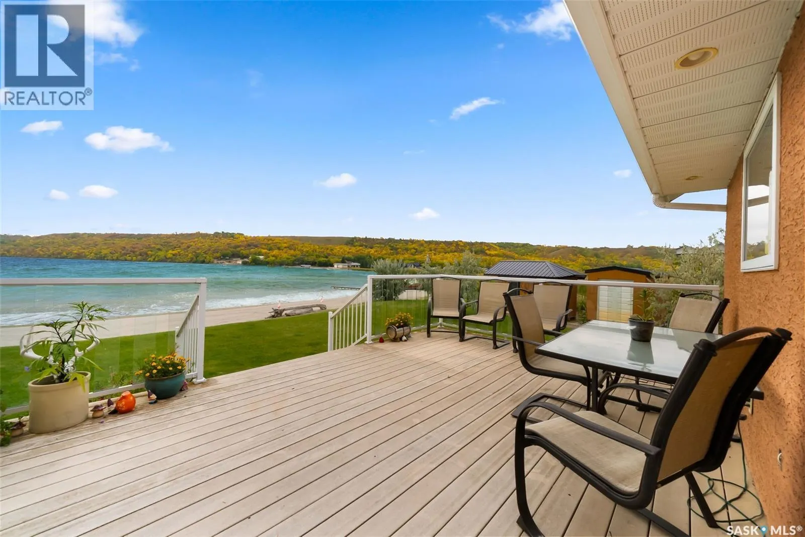 30 Larocque ESTATES