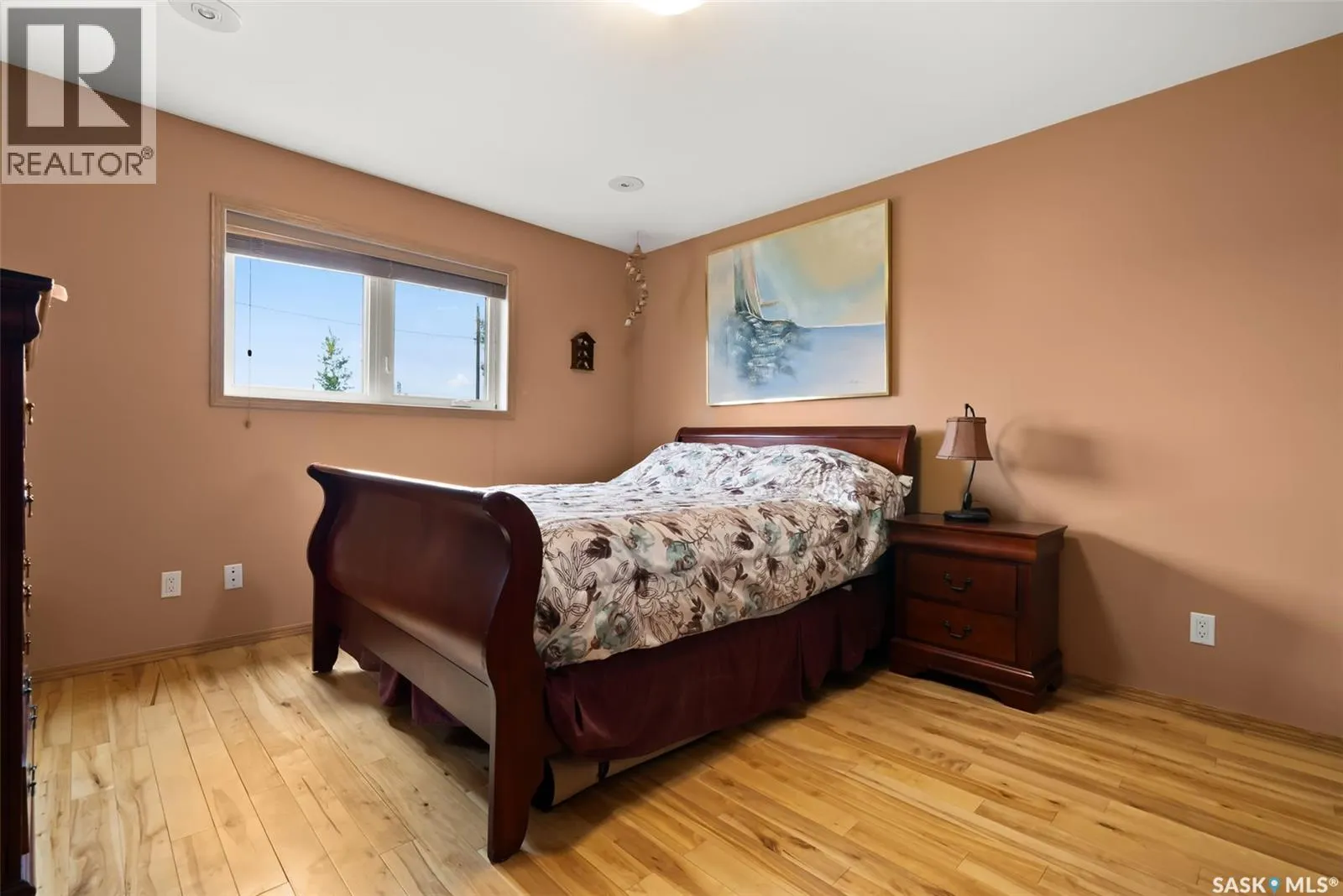 30 Larocque ESTATES