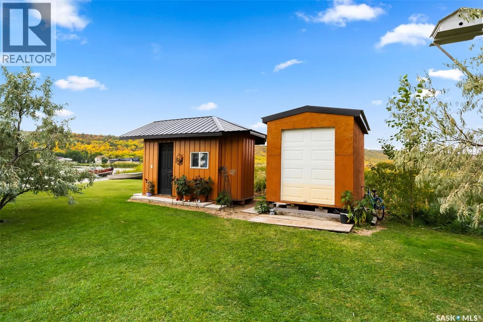 30 Larocque ESTATES