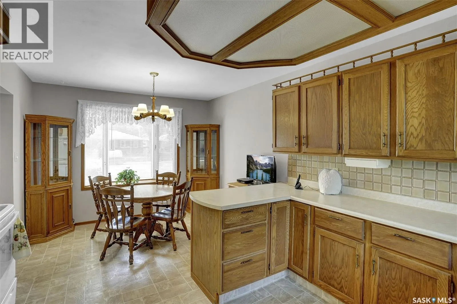 156 Woodward AVENUE