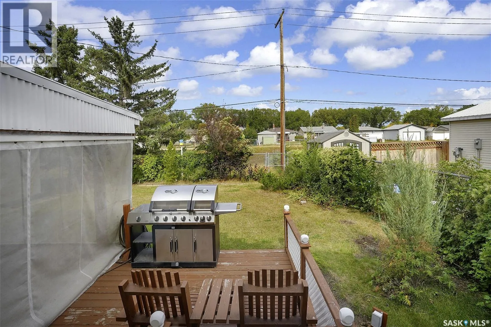 156 Woodward AVENUE