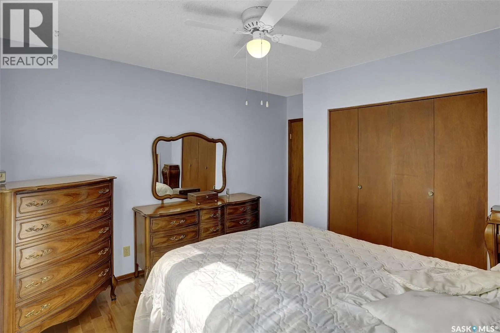 156 Woodward AVENUE