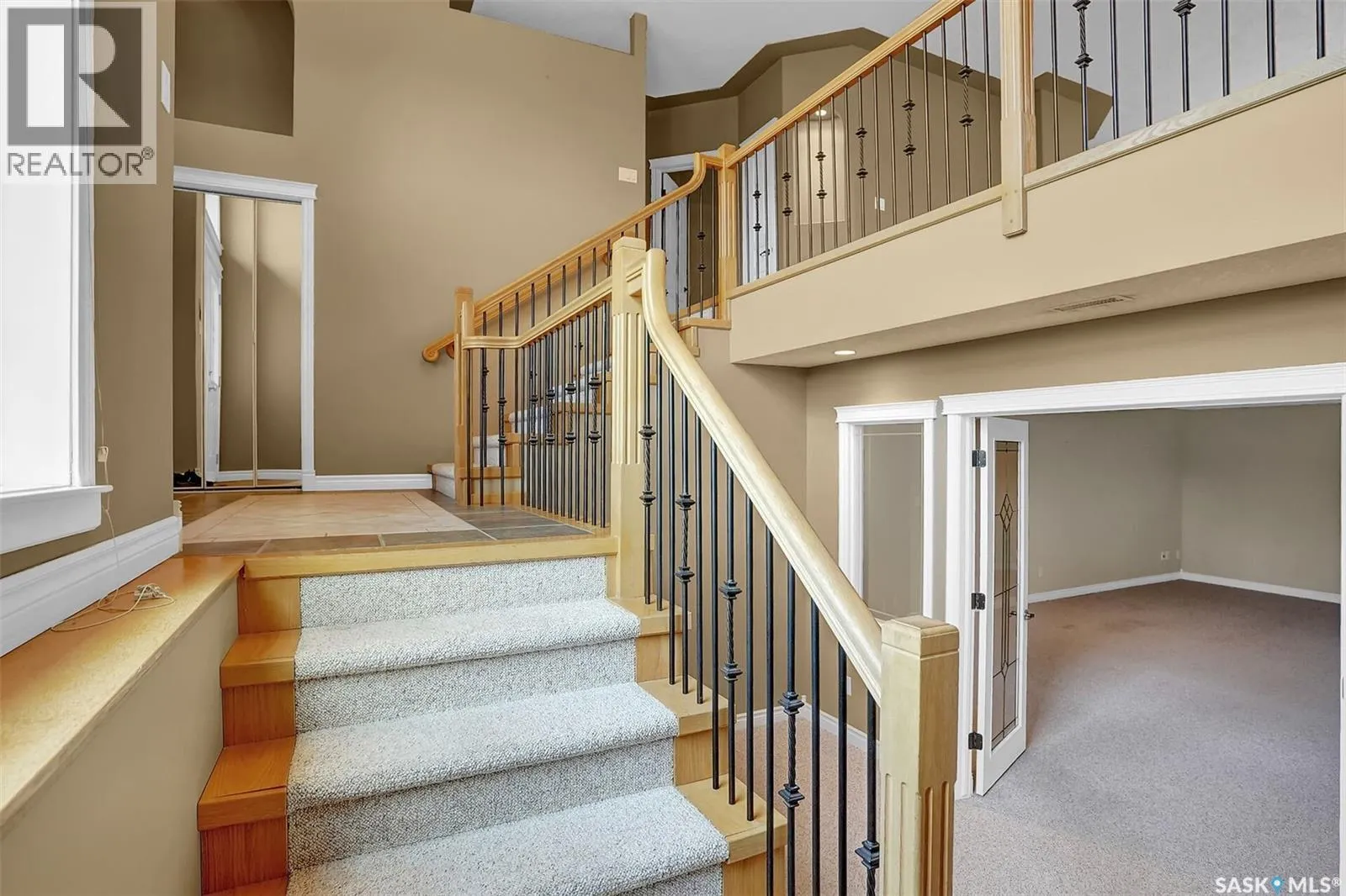 21 Woods CRESCENT
