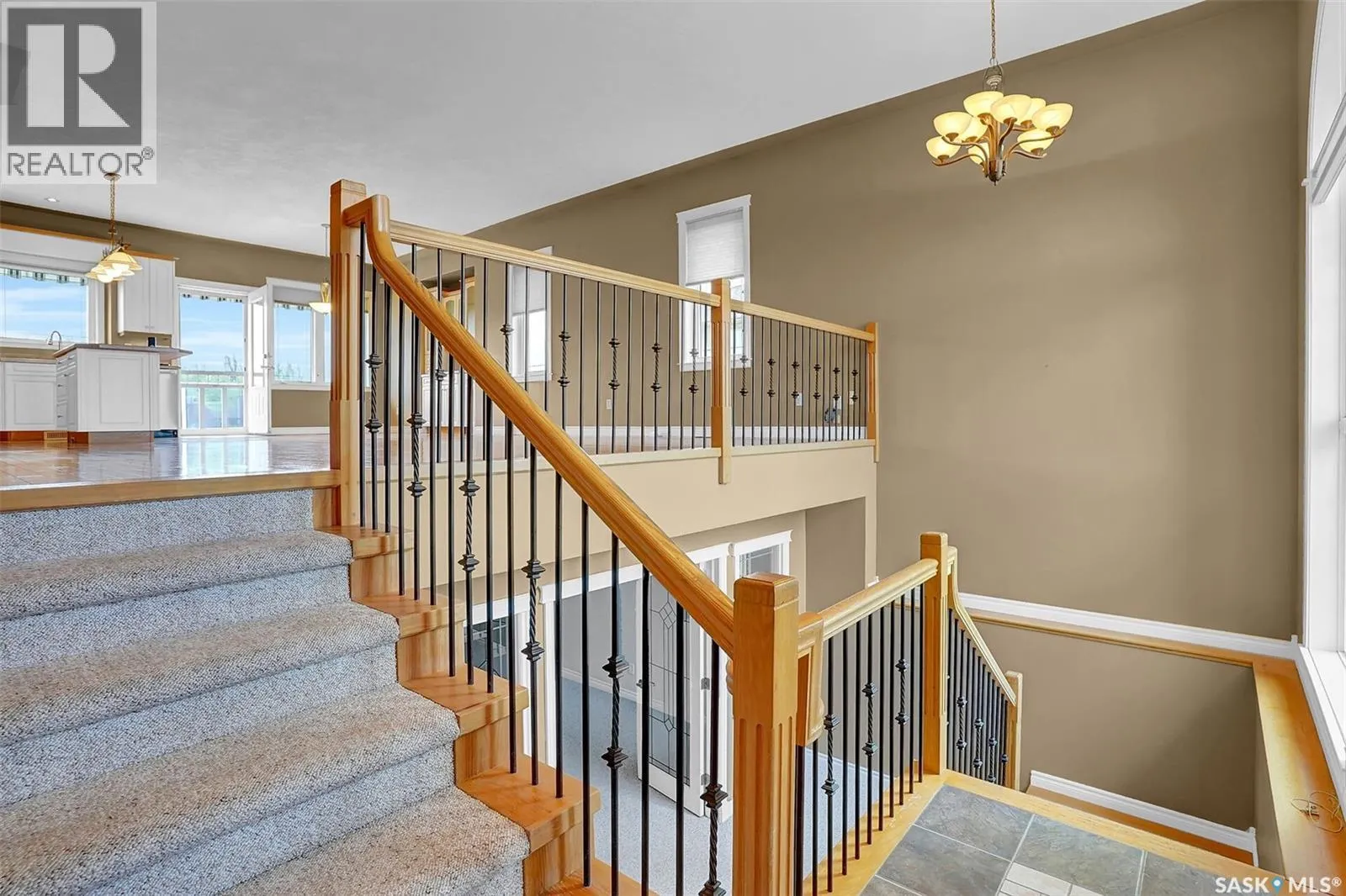 21 Woods CRESCENT