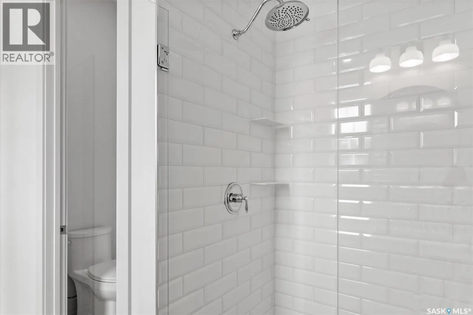 641 Greenbryre COVE